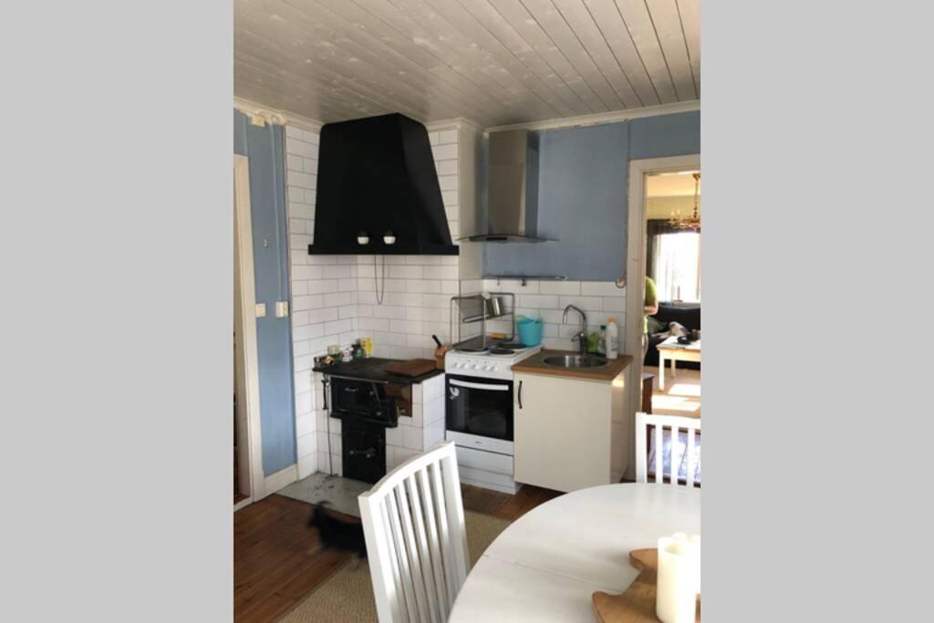 Egen Villa Pa Islandshastgard Riddarhyttan Extérieur photo